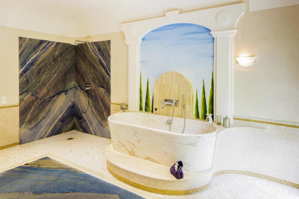 "Gutshof Lilienfein" - Medical Resort & Herbal Spa Im Suedschwarzwald Wieden Exterior photo